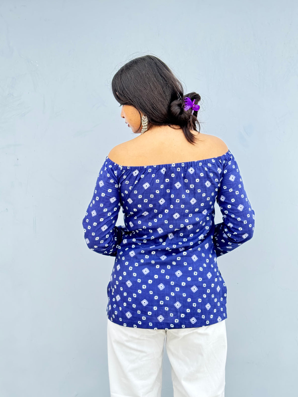 💙 Off-Shoulder Blue Printed Cotton Short Kurti